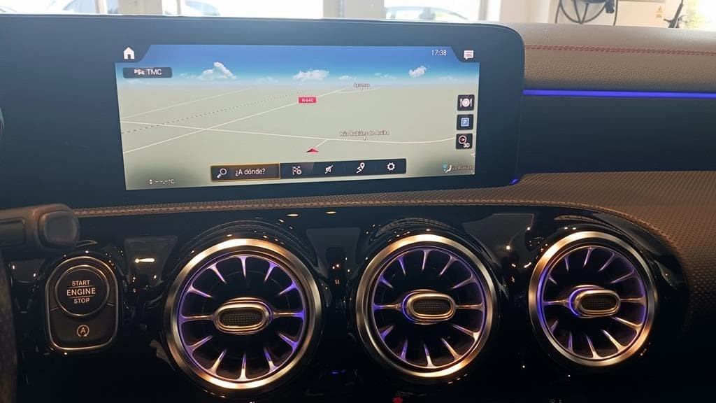 Foto 40 Mercedes CLA 220 d AMG 8G-DCT