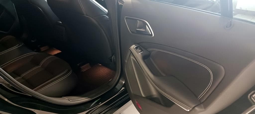 Foto 19 Mercedes CLA 220 d Urban Aut.