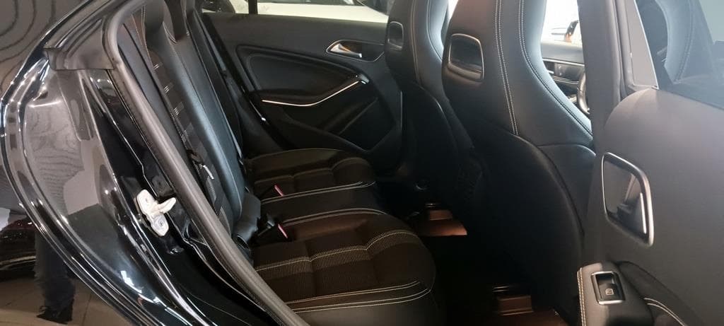 Foto 22 Mercedes CLA 220 d Urban Aut.