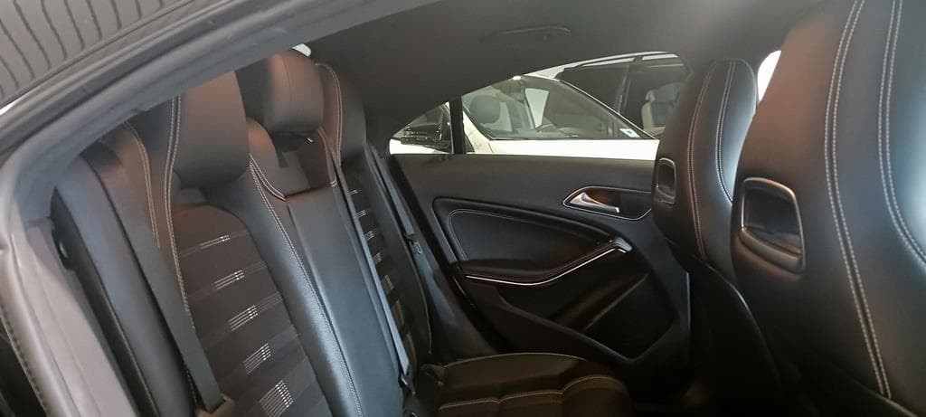 Foto 23 Mercedes CLA 220 d Urban Aut.