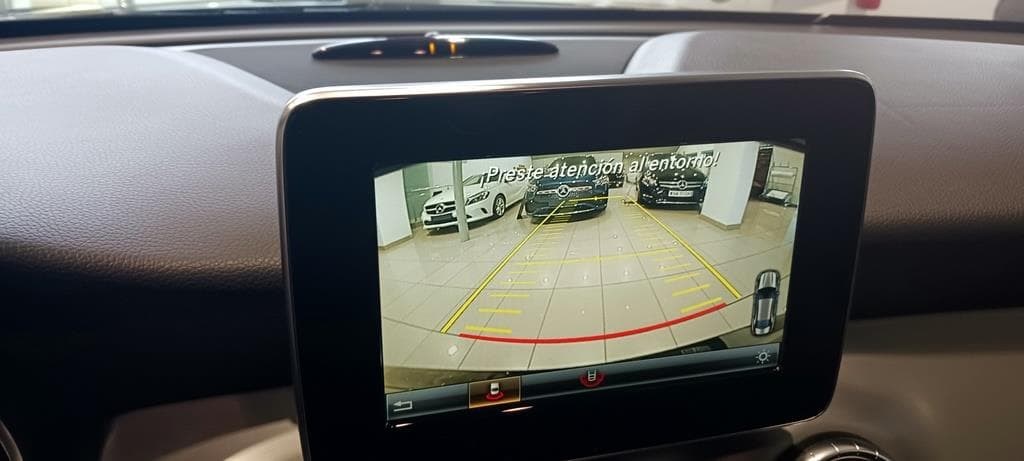 Foto 27 Mercedes CLA 220 d Urban Aut.