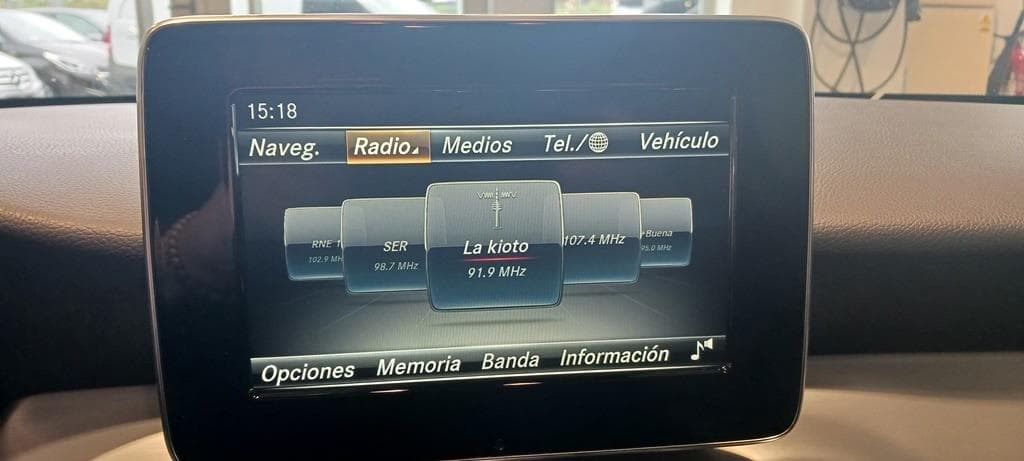 Foto 29 Mercedes CLA 220 d Urban Aut.