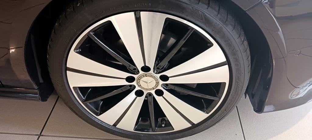 Foto 35 Mercedes CLA 220 d Urban Aut.