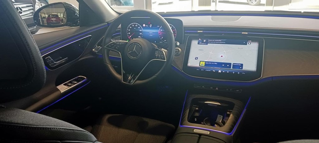 Foto 16 Mercedes E 200 AVANTGARDE Advanced 9G-TRONIC