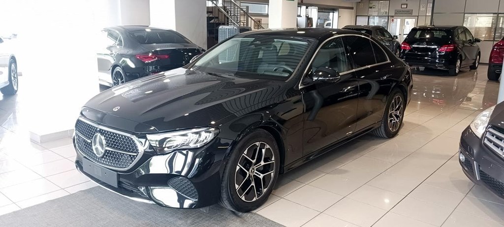 Foto 1 Mercedes E 200 AVANTGARDE Advanced 9G-TRONIC