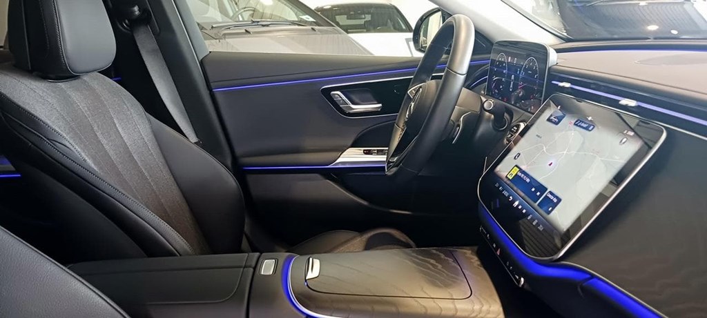 Foto 25 Mercedes E 200 AVANTGARDE Advanced 9G-TRONIC