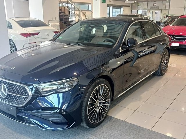 Mercedes E 300 de 4MATIC 