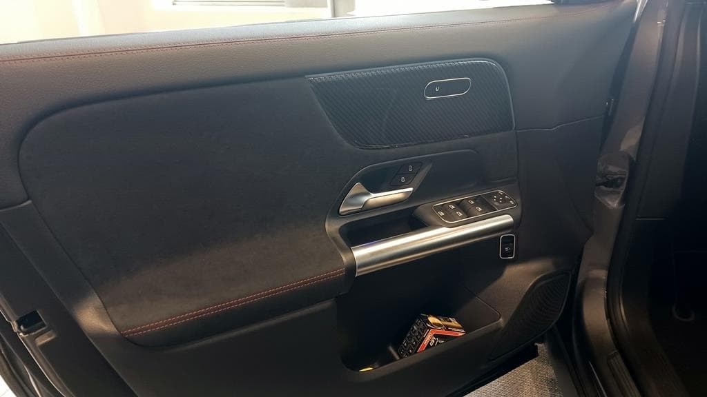 Foto 14 Mercedes GLA 200 AMG Advanced Plus 7G-DCT