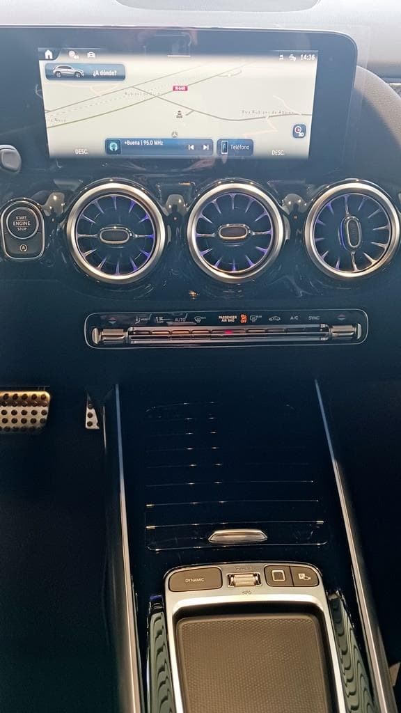 Foto 20 Mercedes GLA 200 AMG Advanced Plus 7G-DCT