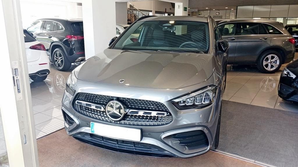 Foto 5 Mercedes GLA 200 AMG Advanced Plus 7G-DCT