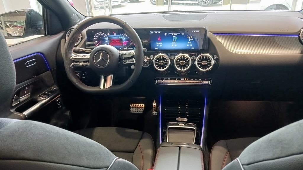 Foto 21 Mercedes GLA 200 AMG Advanced Plus