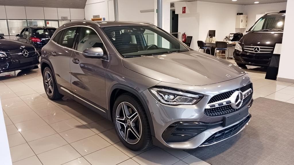 Foto 3 Mercedes GLA 200 d AMG 8G-DCT