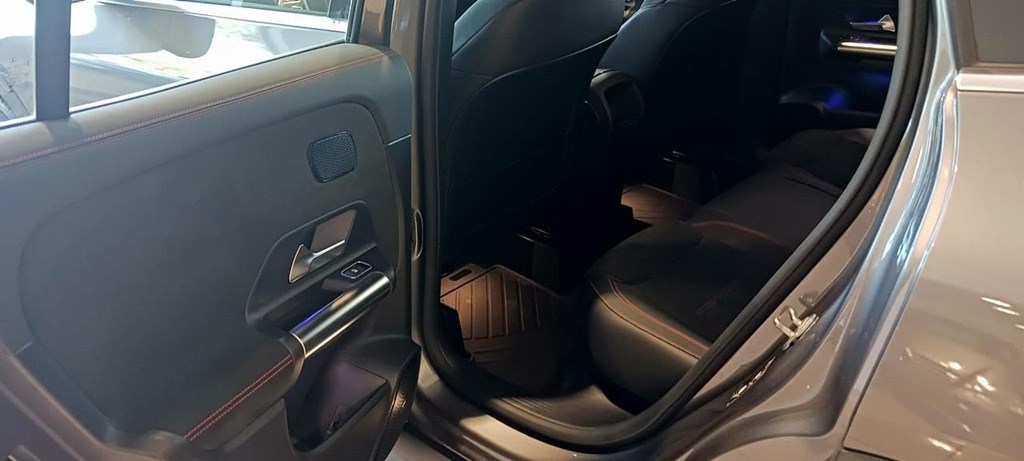 Foto 9 Mercedes GLA 200 d AMG 8G-DCT