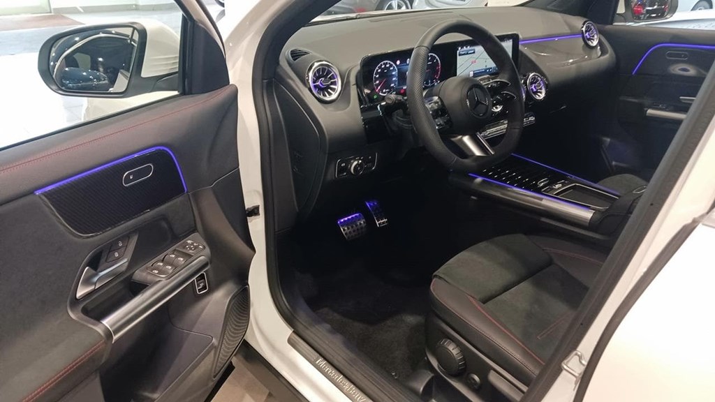 Foto 18 Mercedes GLA 200 d AMG Advanced Plus 8G-DCT