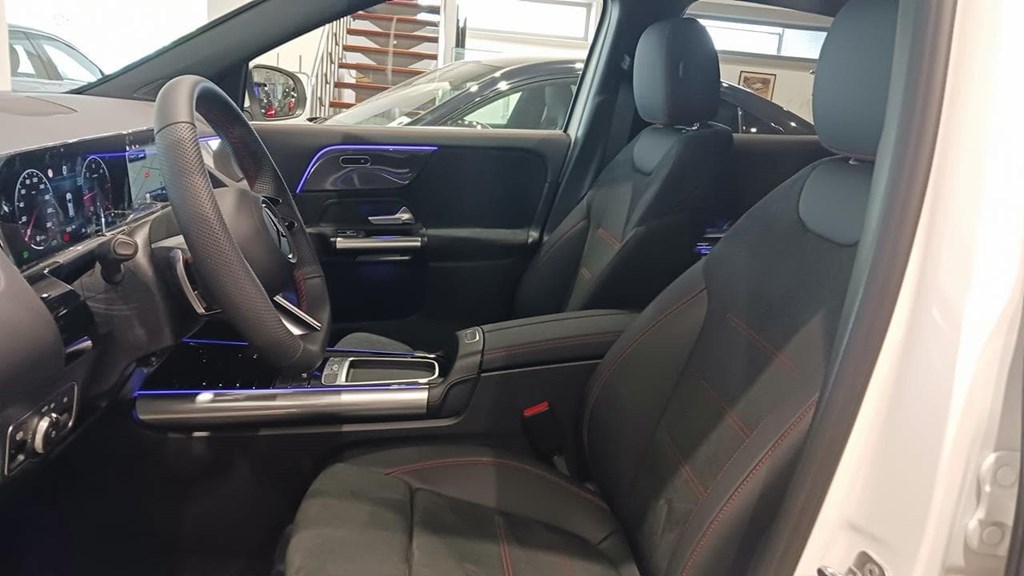 Foto 20 Mercedes GLA 200 d AMG Advanced Plus 8G-DCT