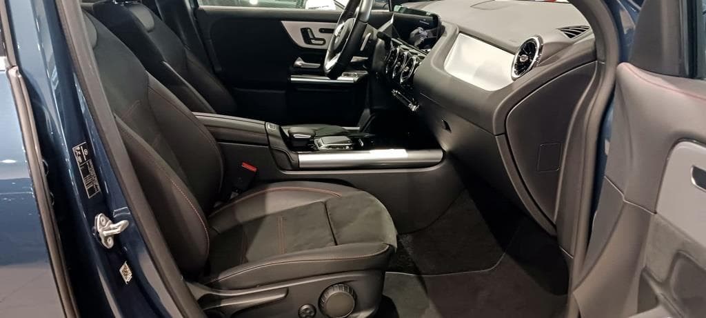 Foto 10 Mercedes GLA 200 d AMG Aut.