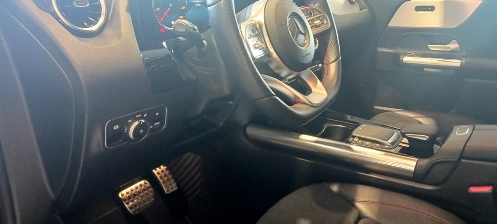 Foto 17 Mercedes GLA 200 d AMG Aut.