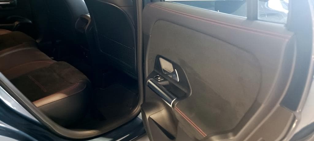 Foto 18 Mercedes GLA 200 d AMG Aut.