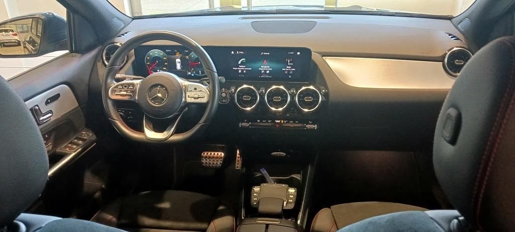 Foto 24 Mercedes GLA 200 d AMG Aut.