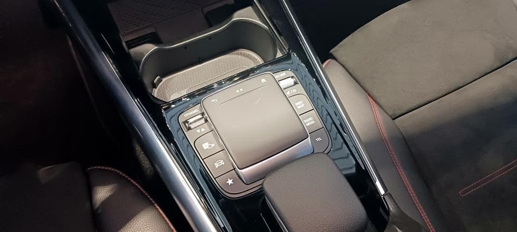 Foto 34 Mercedes GLA 200 d AMG Aut.