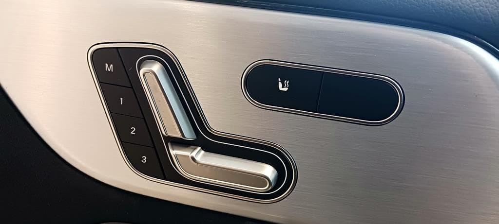 Foto 38 Mercedes GLA 200 d AMG Aut.