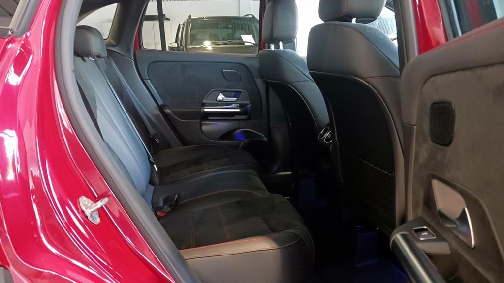 Foto 10 Mercedes GLA 200 d AMG Premium 8G-DCT