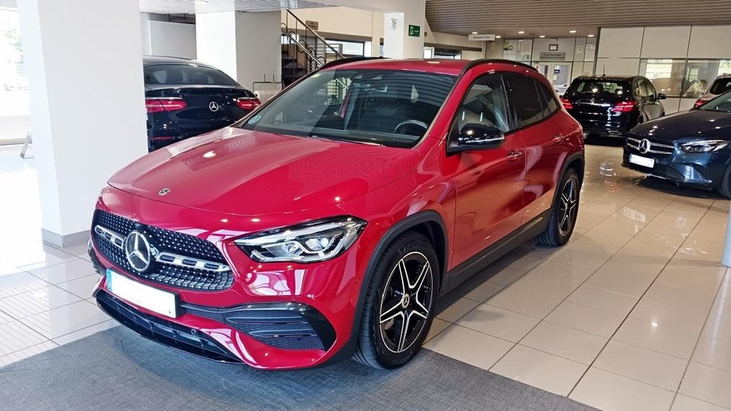 Foto 1 Mercedes GLA 200 d AMG Premium 8G-DCT