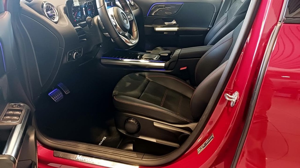 Foto 22 Mercedes GLA 200 d AMG Premium 8G-DCT