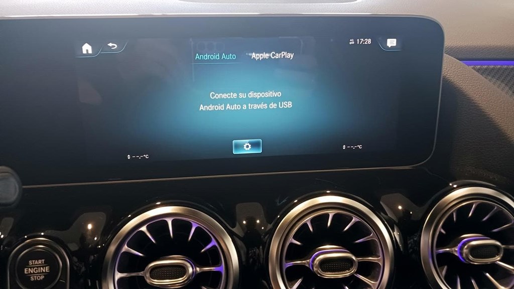 Foto 43 Mercedes GLA 200 d AMG Premium 8G-DCT