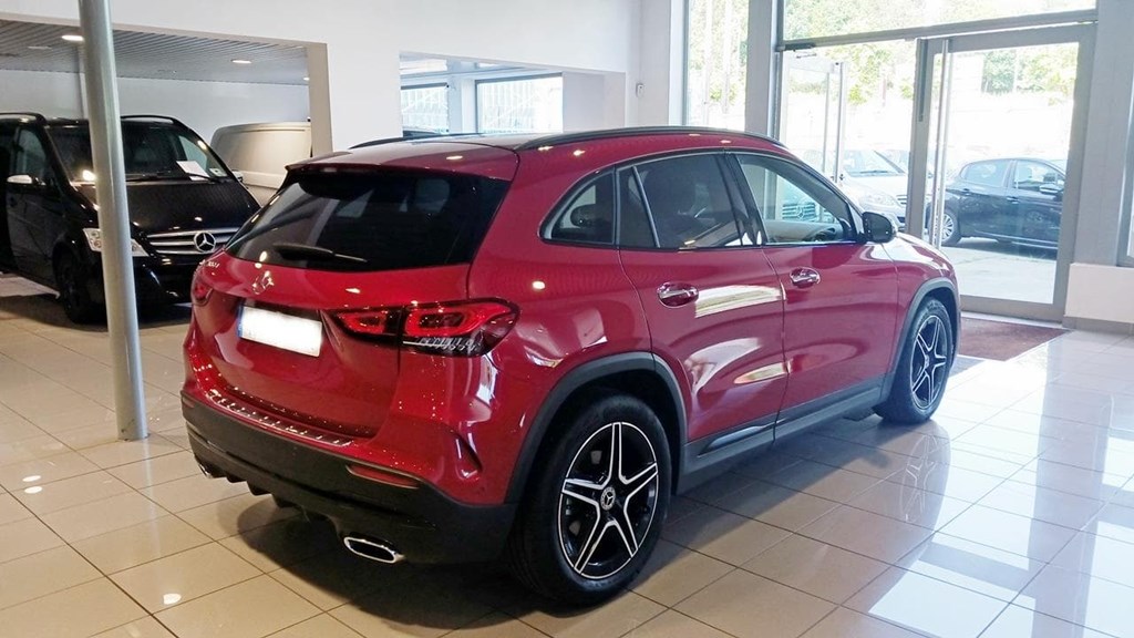 Foto 5 Mercedes GLA 200 d AMG Premium 8G-DCT