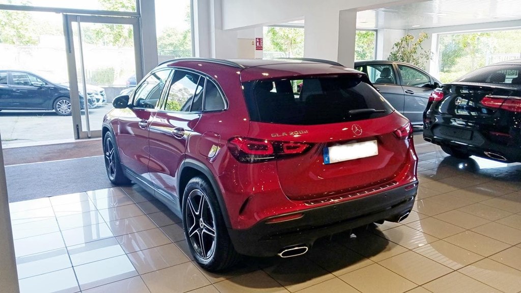 Foto 7 Mercedes GLA 200 d AMG Premium 8G-DCT