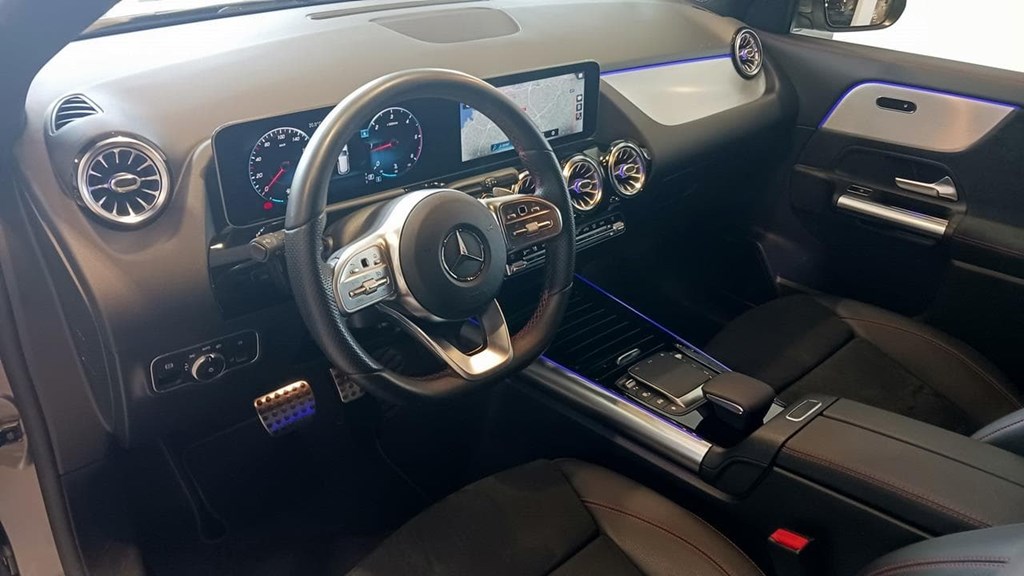 Foto 23 Mercedes GLA 200 d AMG Premium 8G-DCT