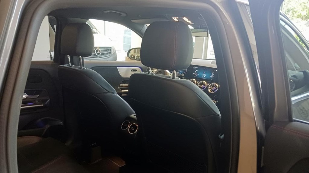 Foto 29 Mercedes GLA 200 d AMG Premium 8G-DCT