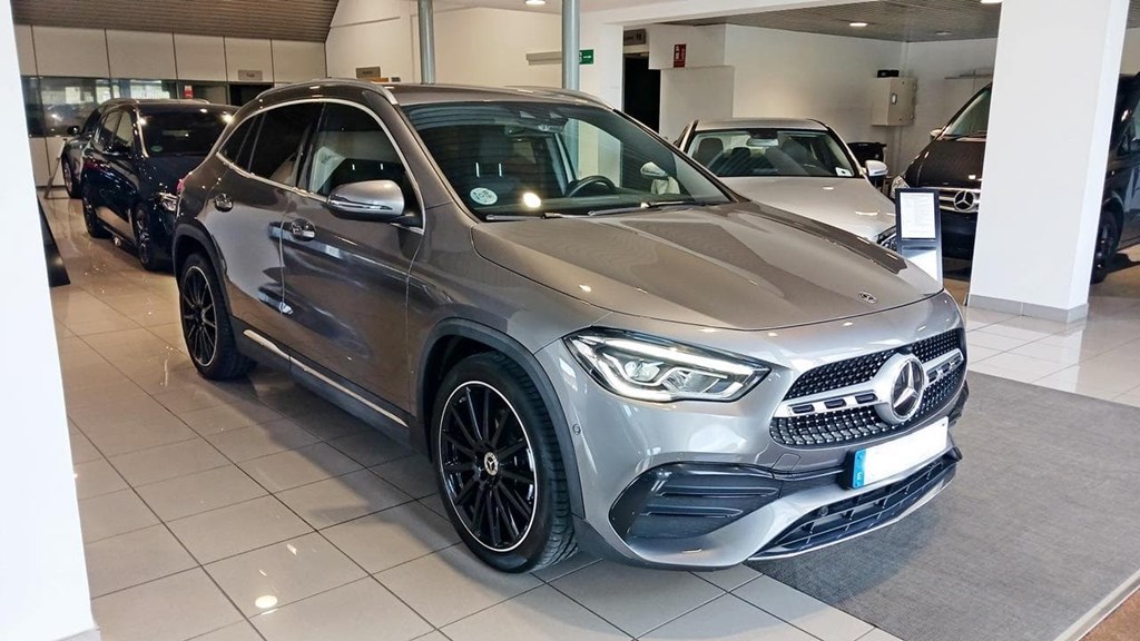 Foto 3 Mercedes GLA 200 d AMG Premium 8G-DCT