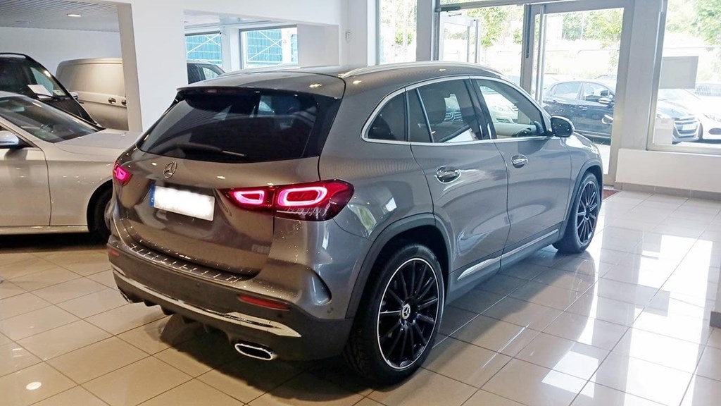 Foto 5 Mercedes GLA 200 d AMG Premium 8G-DCT