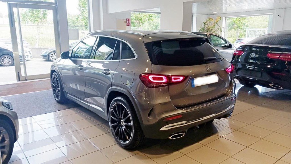 Foto 7 Mercedes GLA 200 d AMG Premium 8G-DCT