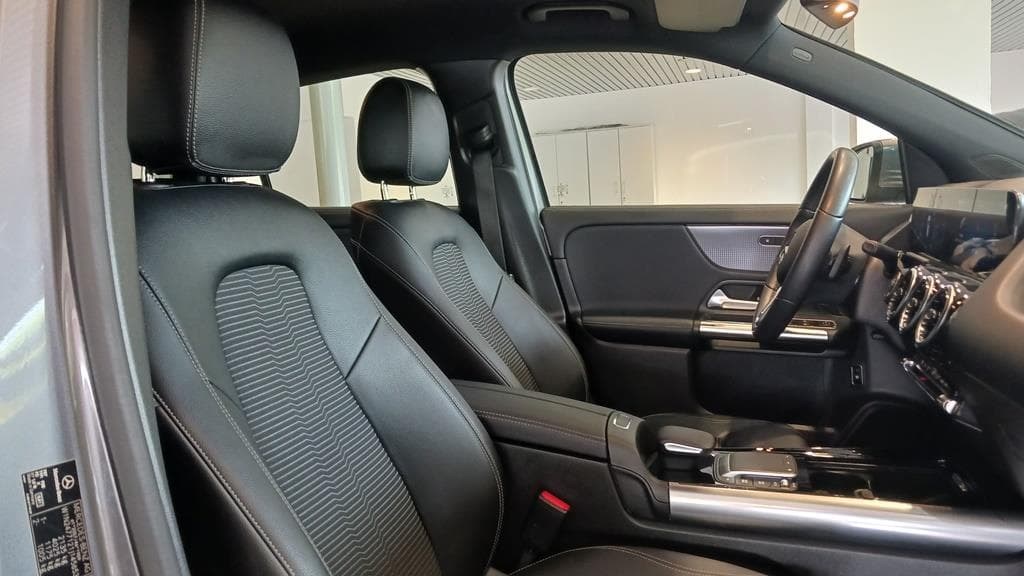 Foto 18 Mercedes GLA 200 d Progressive 8G-DCT