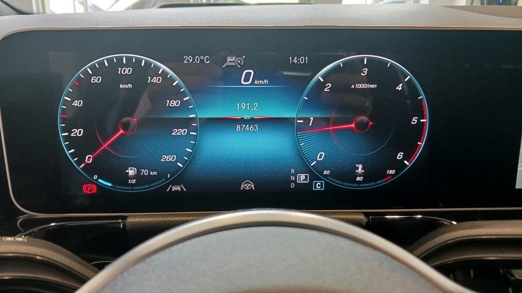 Foto 30 Mercedes GLA 200 d Progressive 8G-DCT