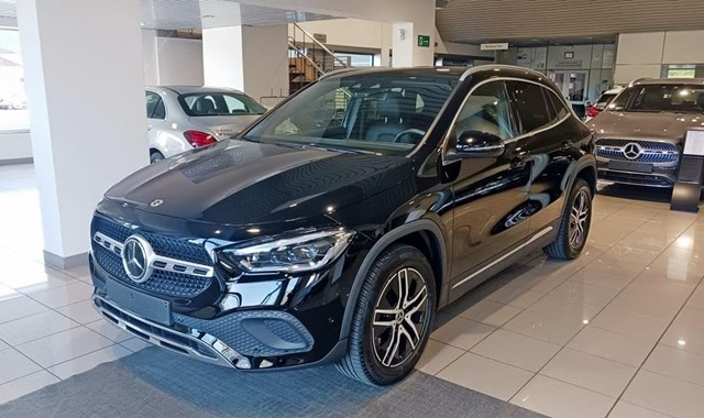 Mercedes GLA 200 d Progressive 8G-DCT