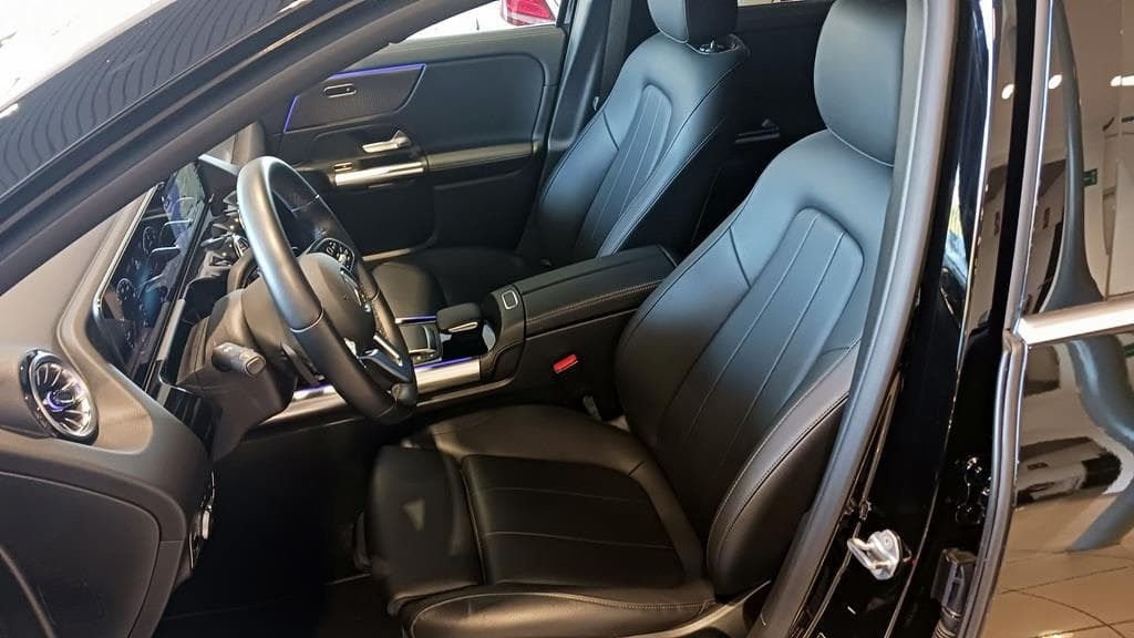 Foto 20 Mercedes GLA 200 d Progressive 8G-DCT