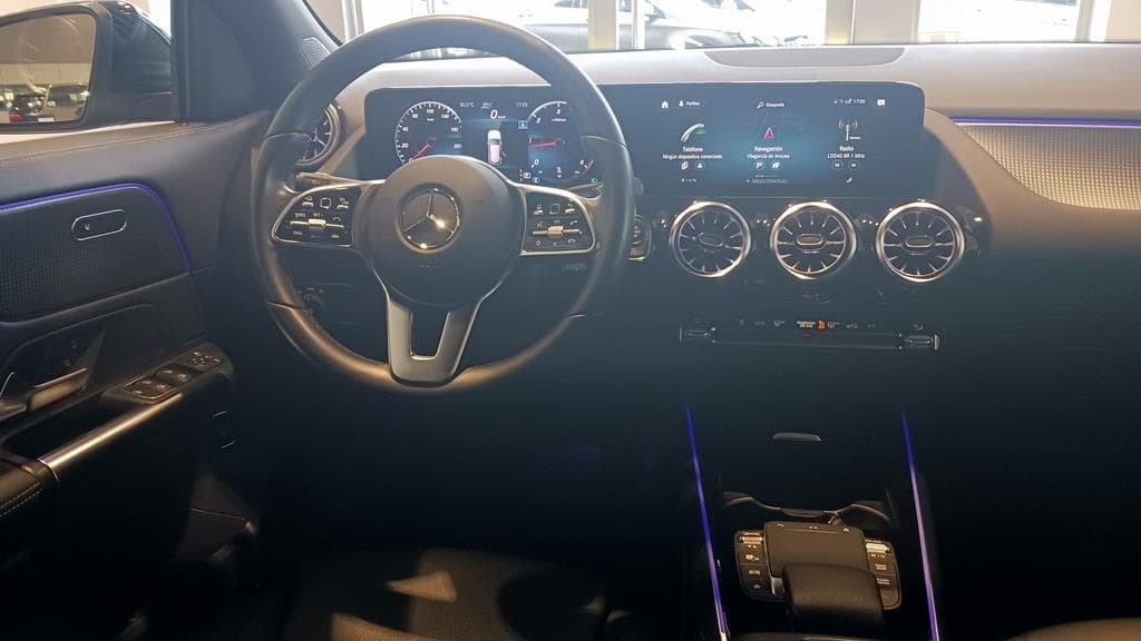 Foto 28 Mercedes GLA 200 d Progressive 8G-DCT