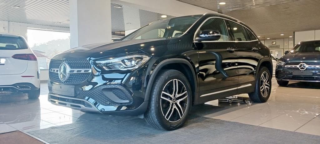 Foto 2 Mercedes GLA 200 d Progressive Premium Aut.
