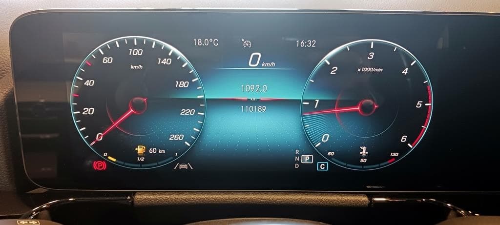 Foto 30 Mercedes GLA 200 d Progressive Premium Aut.