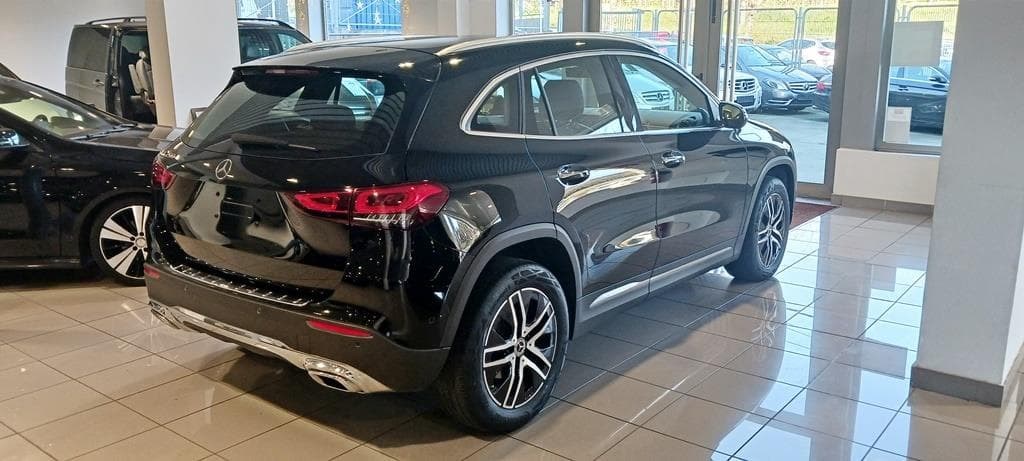 Foto 5 Mercedes GLA 200 d Progressive Premium Aut.