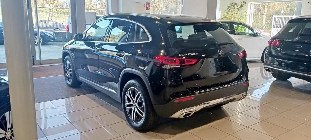 Foto 7 Mercedes GLA 200 d Progressive Premium Aut.