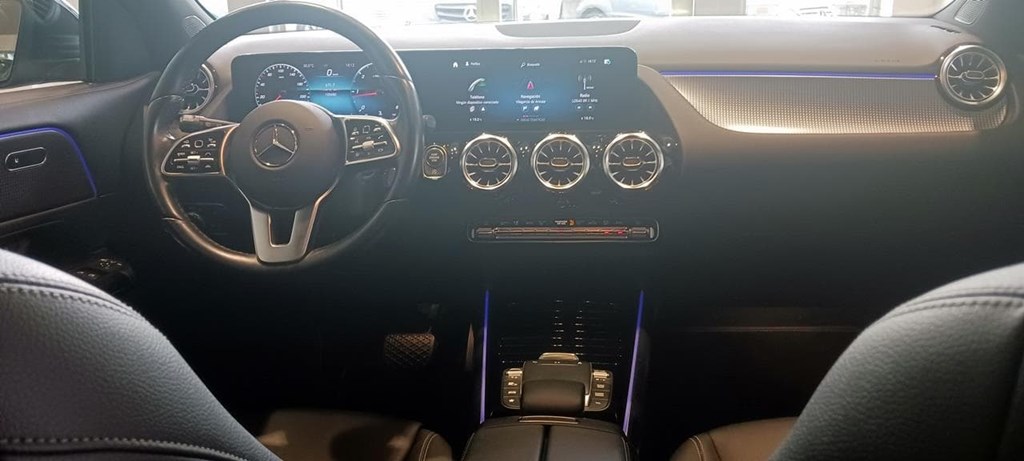 Foto 33 Mercedes GLA 200 d Progressive 