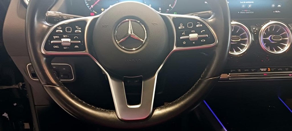 Foto 36 Mercedes GLA 200 d Progressive 