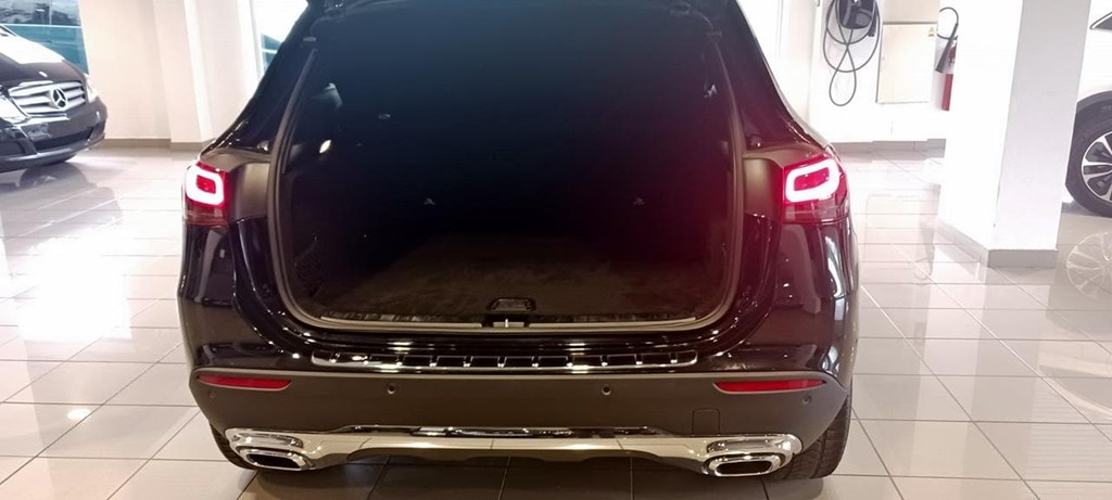 Foto 49 Mercedes GLA 200 d Progressive 