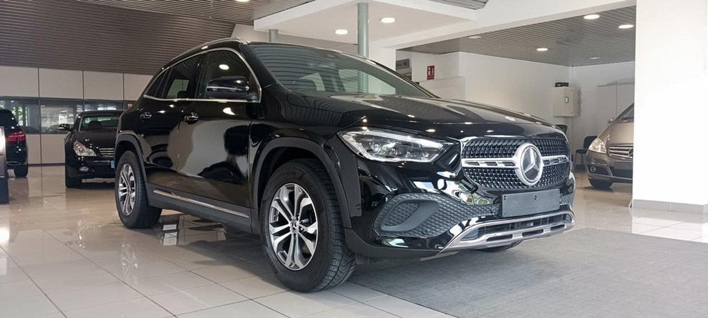 Foto 4 Mercedes GLA 200 d Progressive 