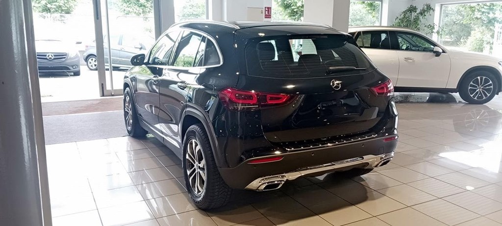 Foto 7 Mercedes GLA 200 d Progressive 